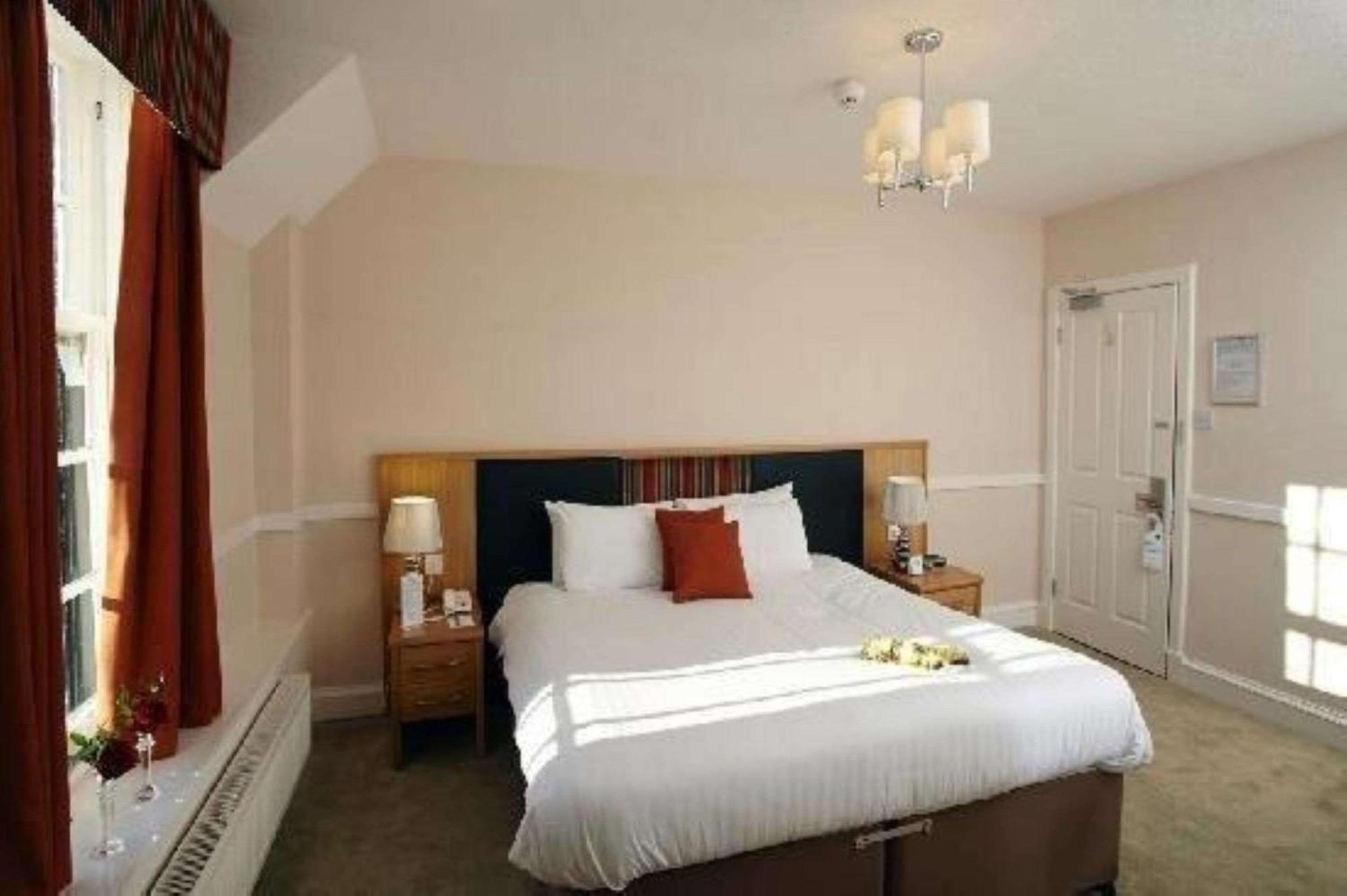 Buchanan Arms Hotel & Leisure, Sure Hotel Collection Drymen Luaran gambar