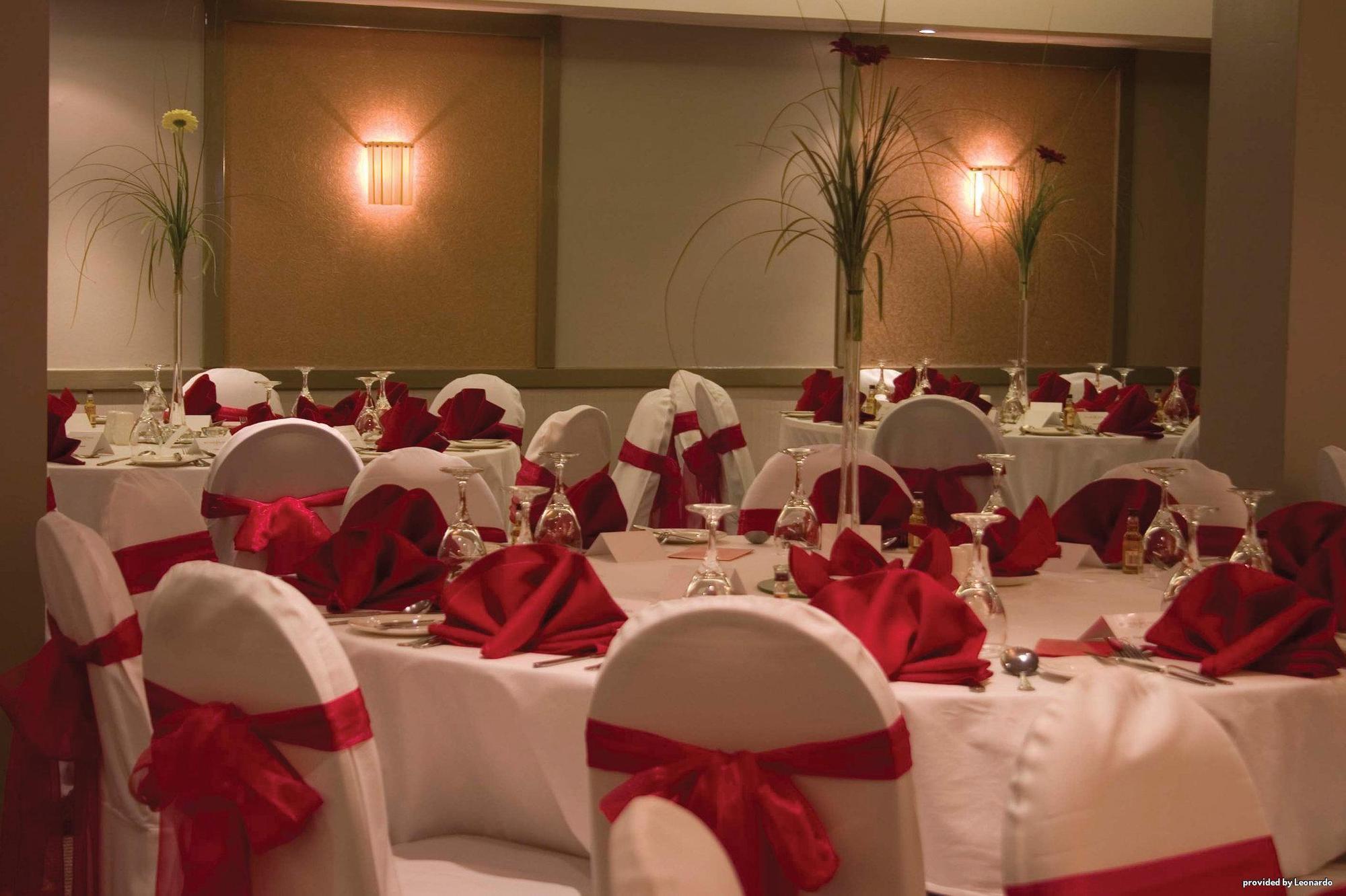 Buchanan Arms Hotel & Leisure, Sure Hotel Collection Drymen Restoran gambar