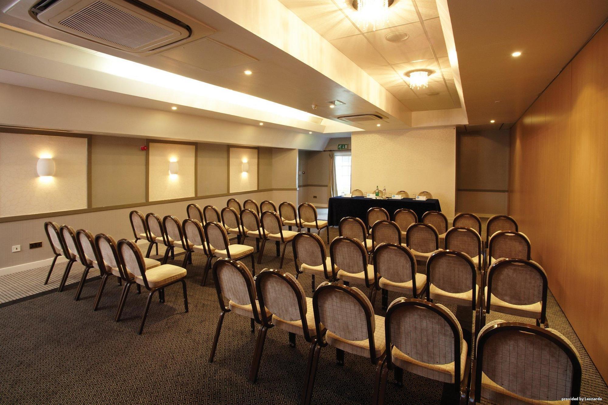 Buchanan Arms Hotel & Leisure, Sure Hotel Collection Drymen Perniagaan gambar